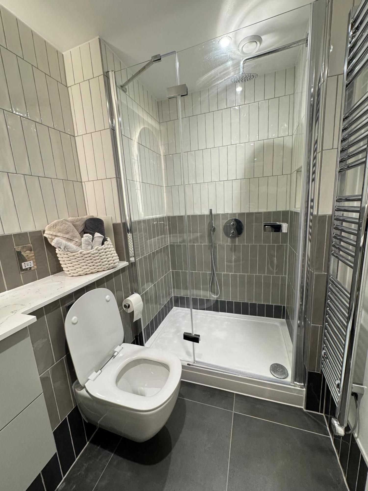 High Luxury Flat For 6 People Close To Earl's Court Zone 1 London