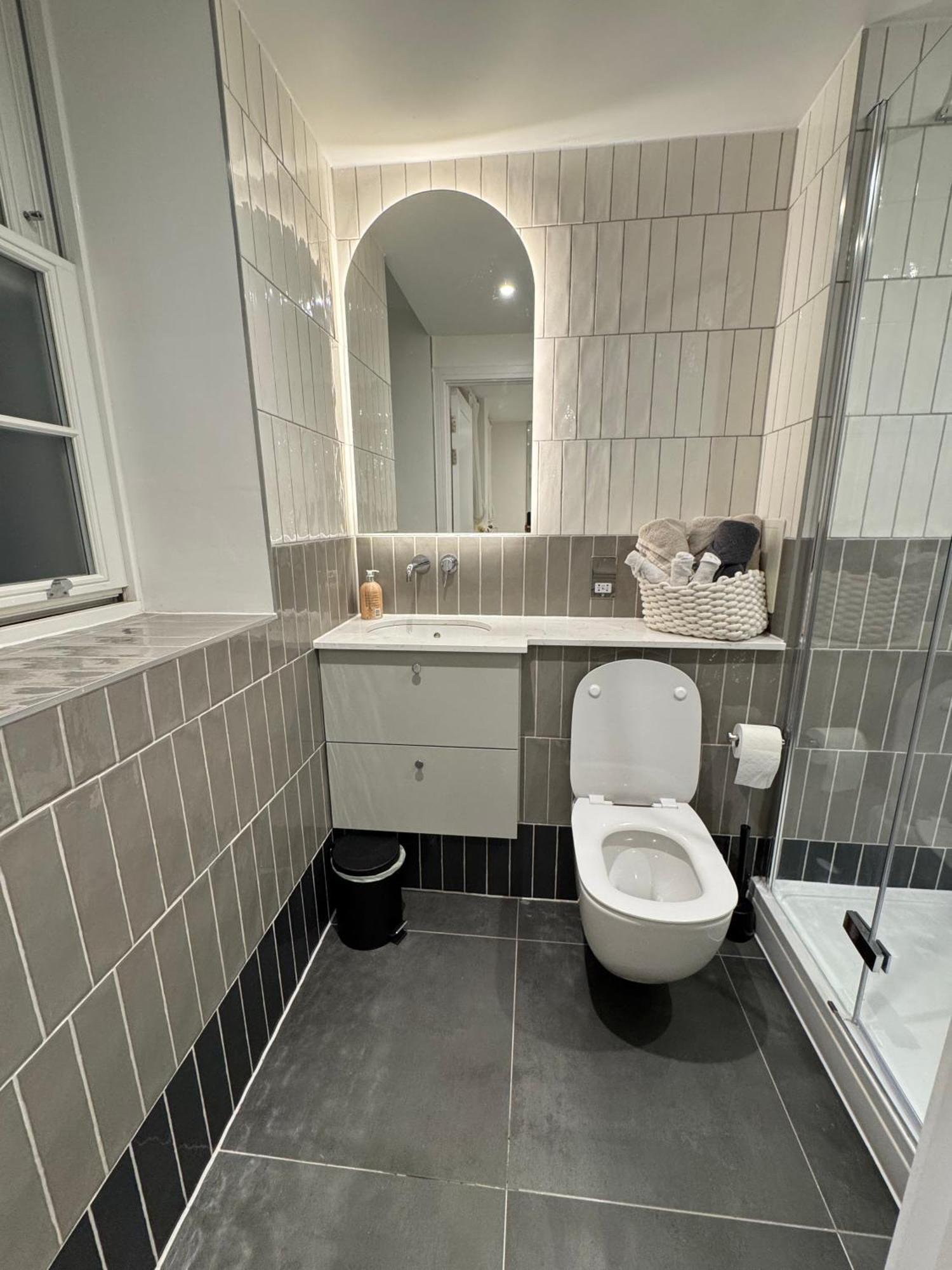 High Luxury Flat For 6 People Close To Earl's Court Zone 1 London