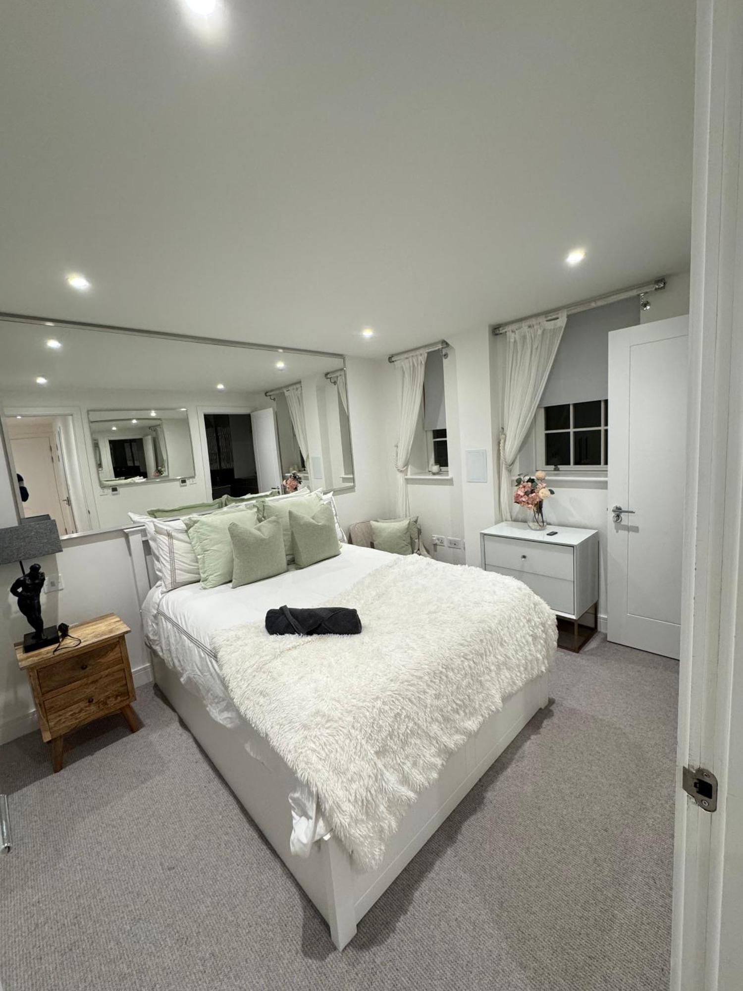 High Luxury Flat For 6 People Close To Earl's Court Zone 1 Apartment *
