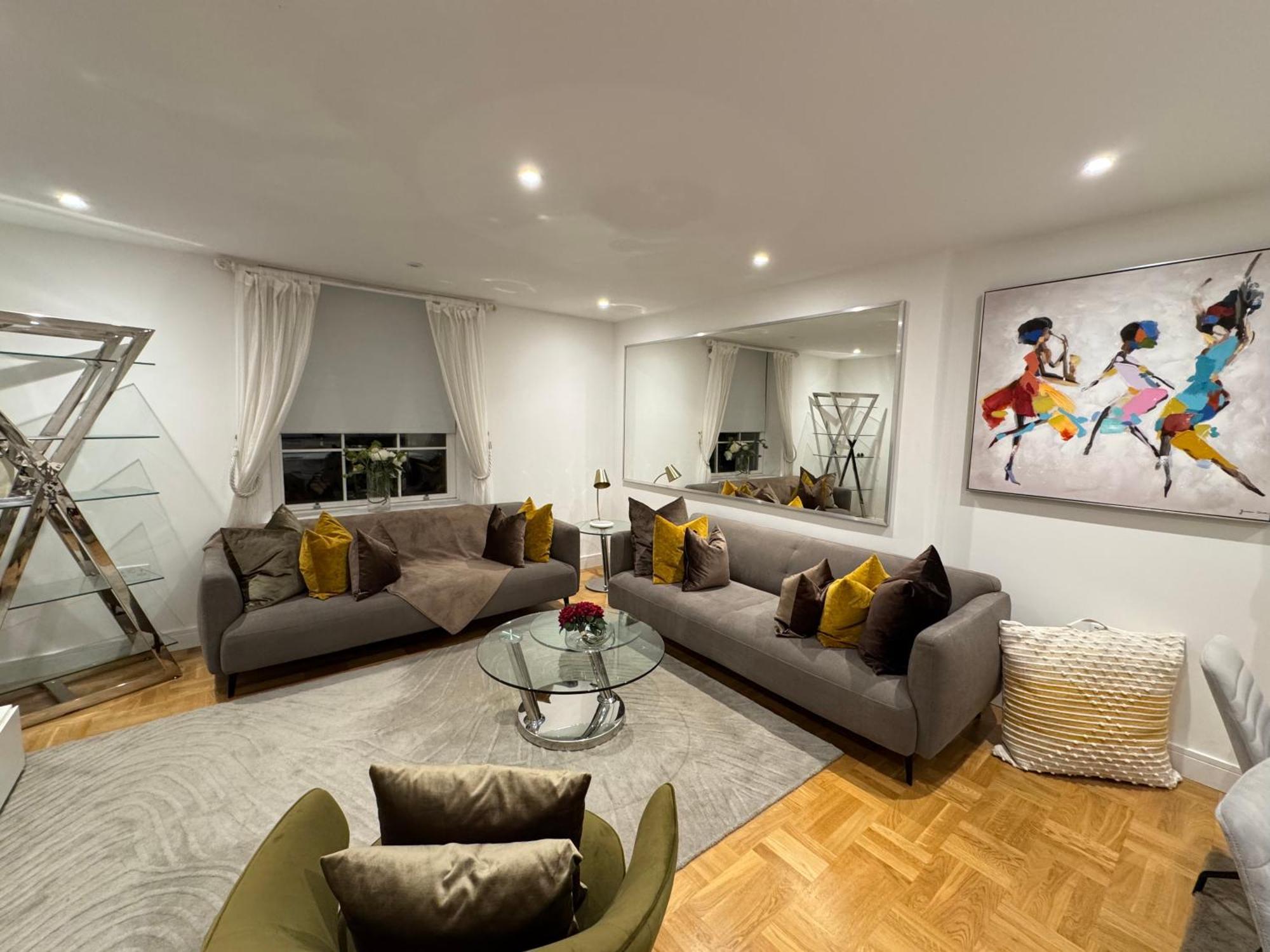 High Luxury Flat For 6 People Close To Earl's Court Zone 1 * London