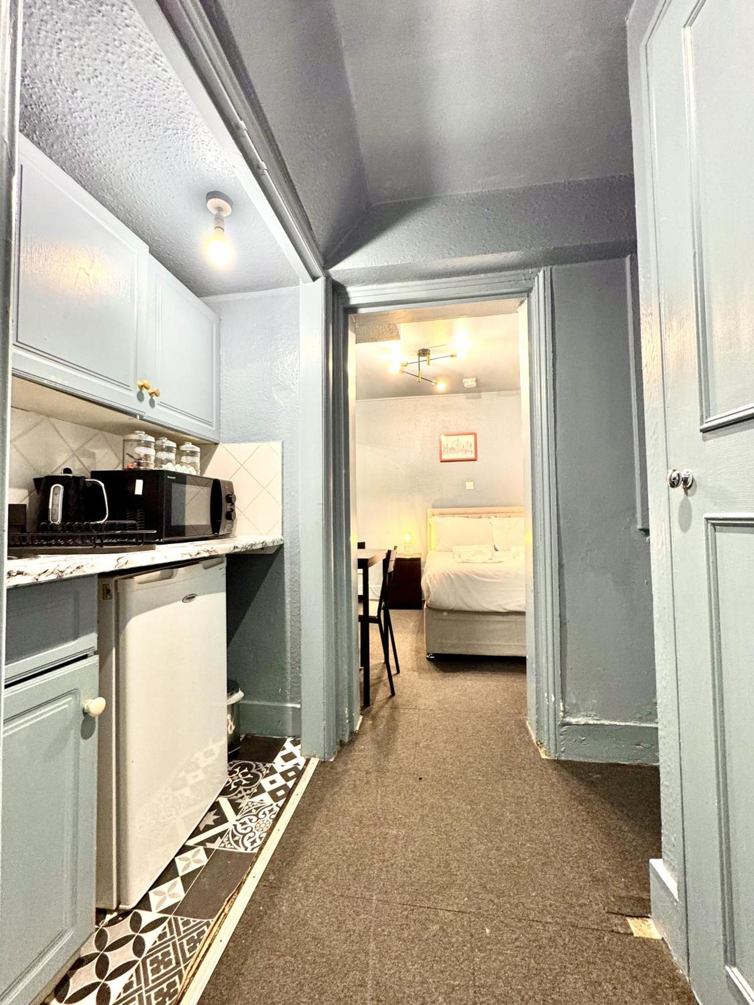 Collection - Bayswater 3* London
