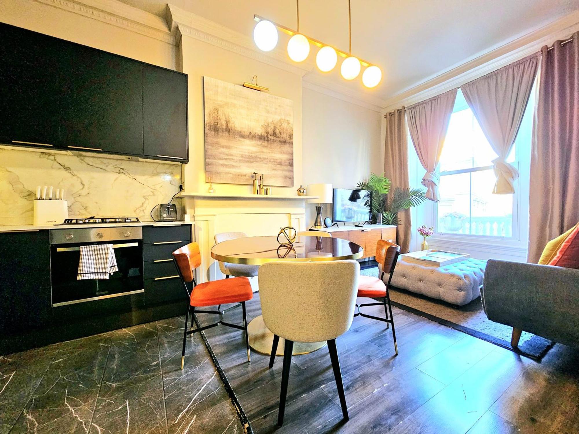 Stylish Hyde Park By Tube Stations With Elevator Apartamento