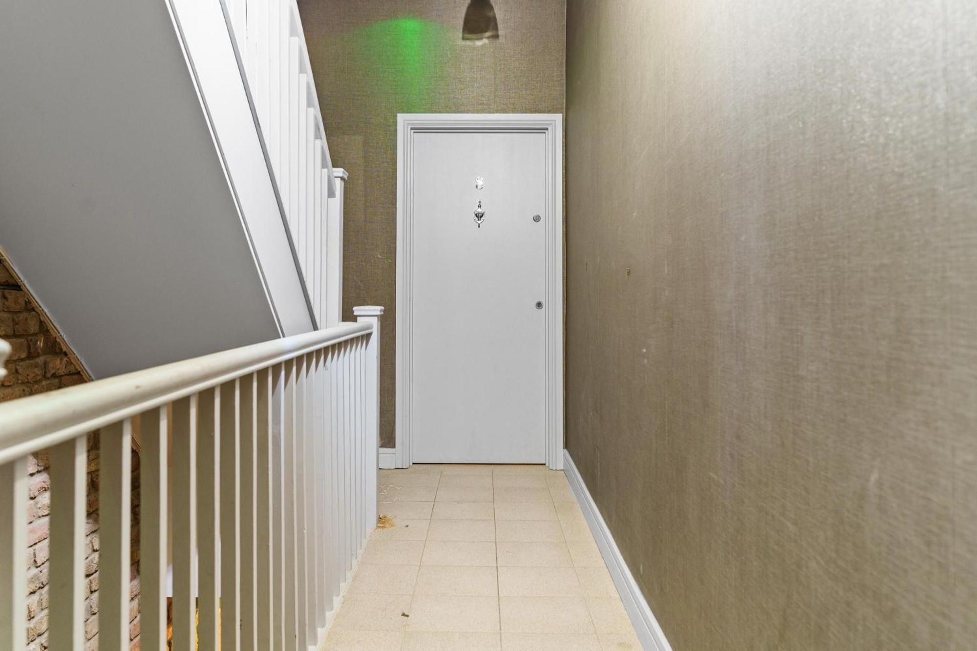 Stylish Modern By Livestay Short Lets & Serviced Nw6 Apartment