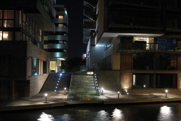 Apartment 19 London