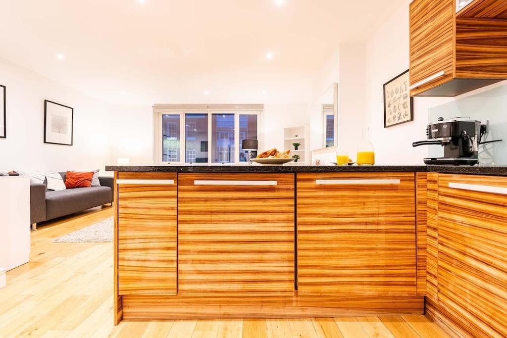 Apartment Bright & Modern One Bedroom Flat In Farringdon London