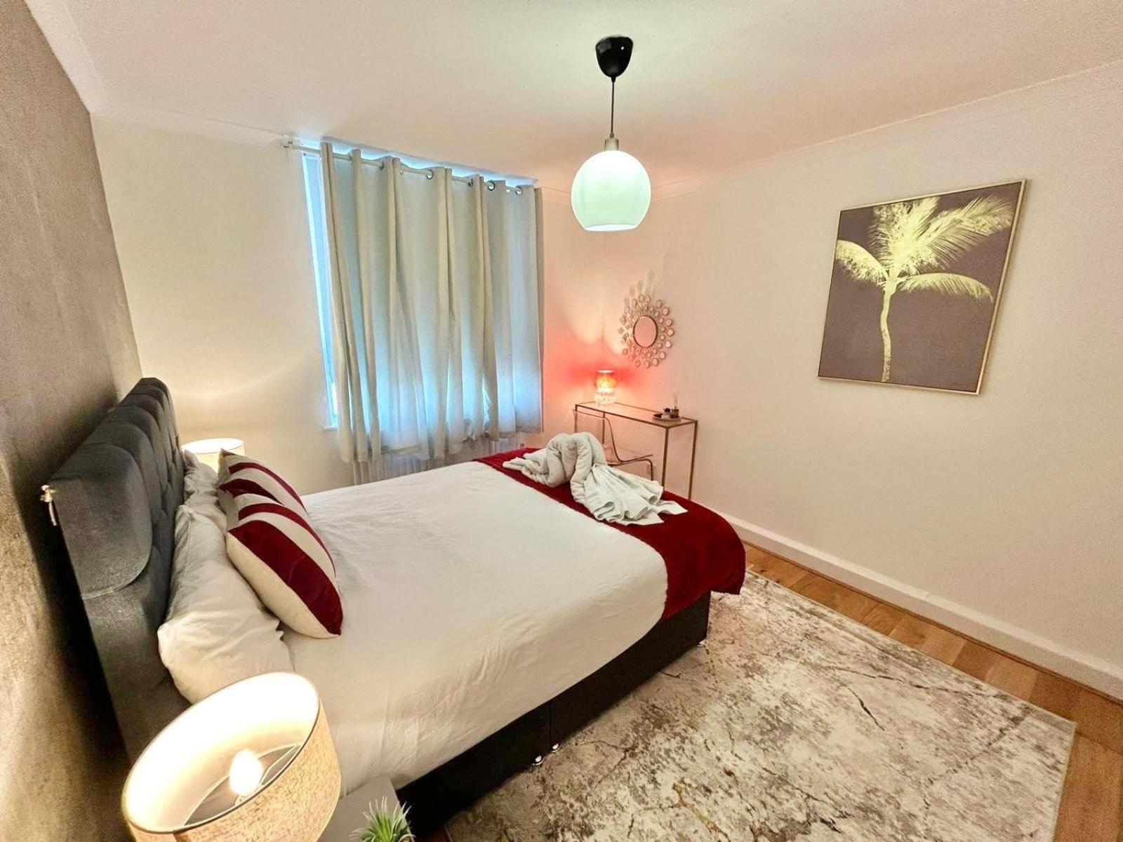 Beautiful Family Near Park Lane London