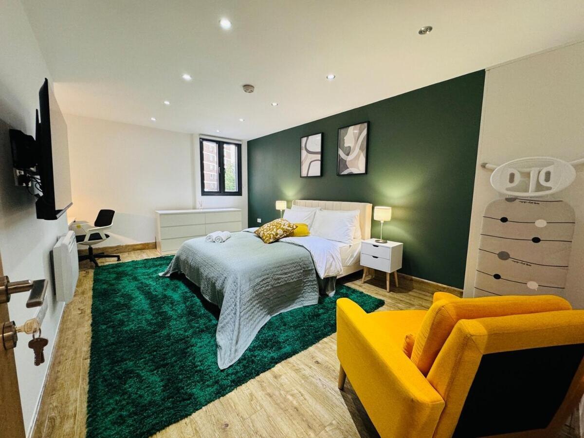 The Edge Ft4 Apartment London