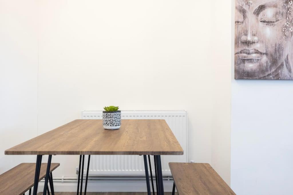 Spacious 2br Gem - Close To Clapham Junction Apartment *