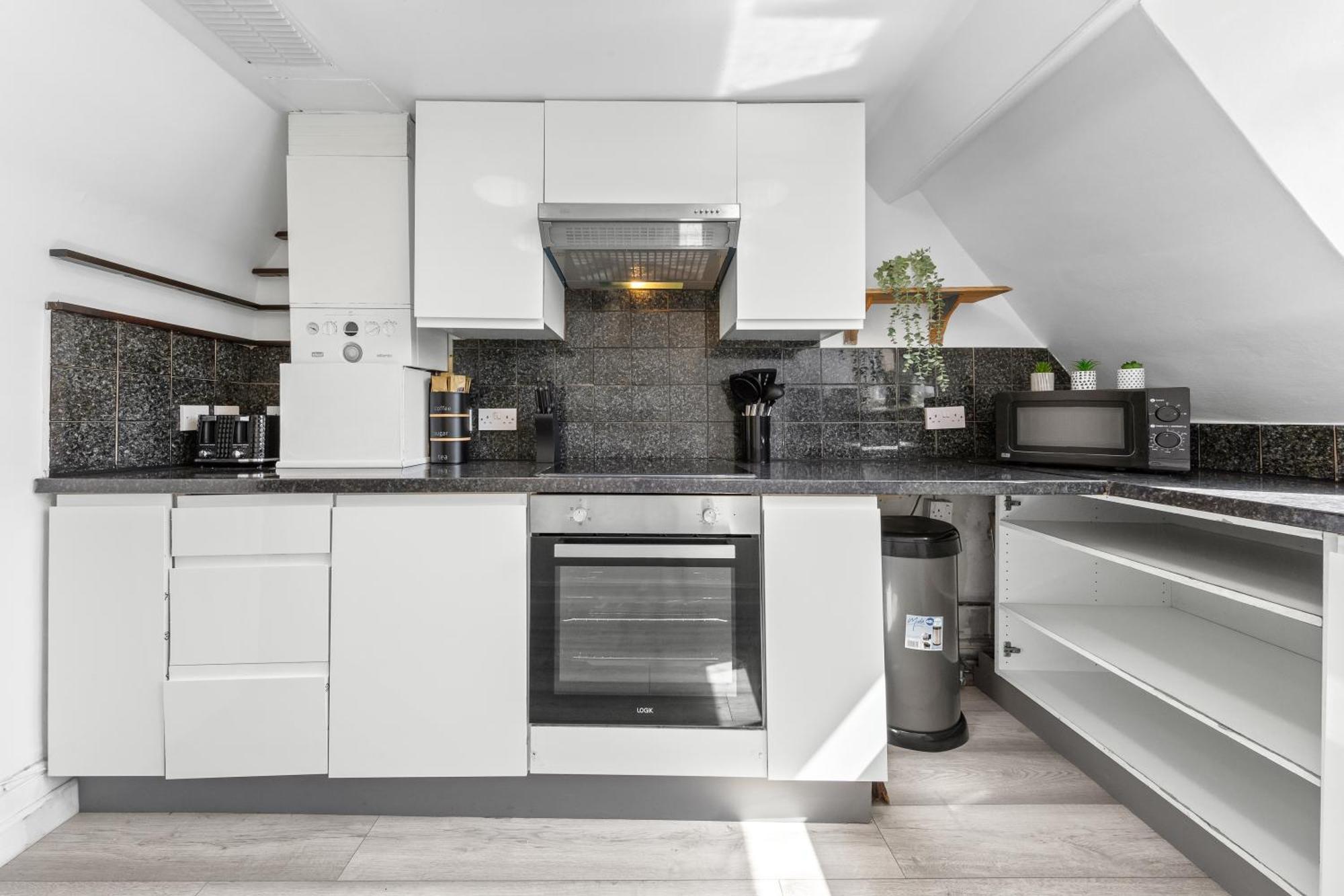 Apartment Ahava House London