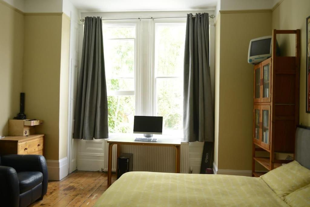 3br Duplex With Garden, Peaceful Brixton, 10min Tube * London