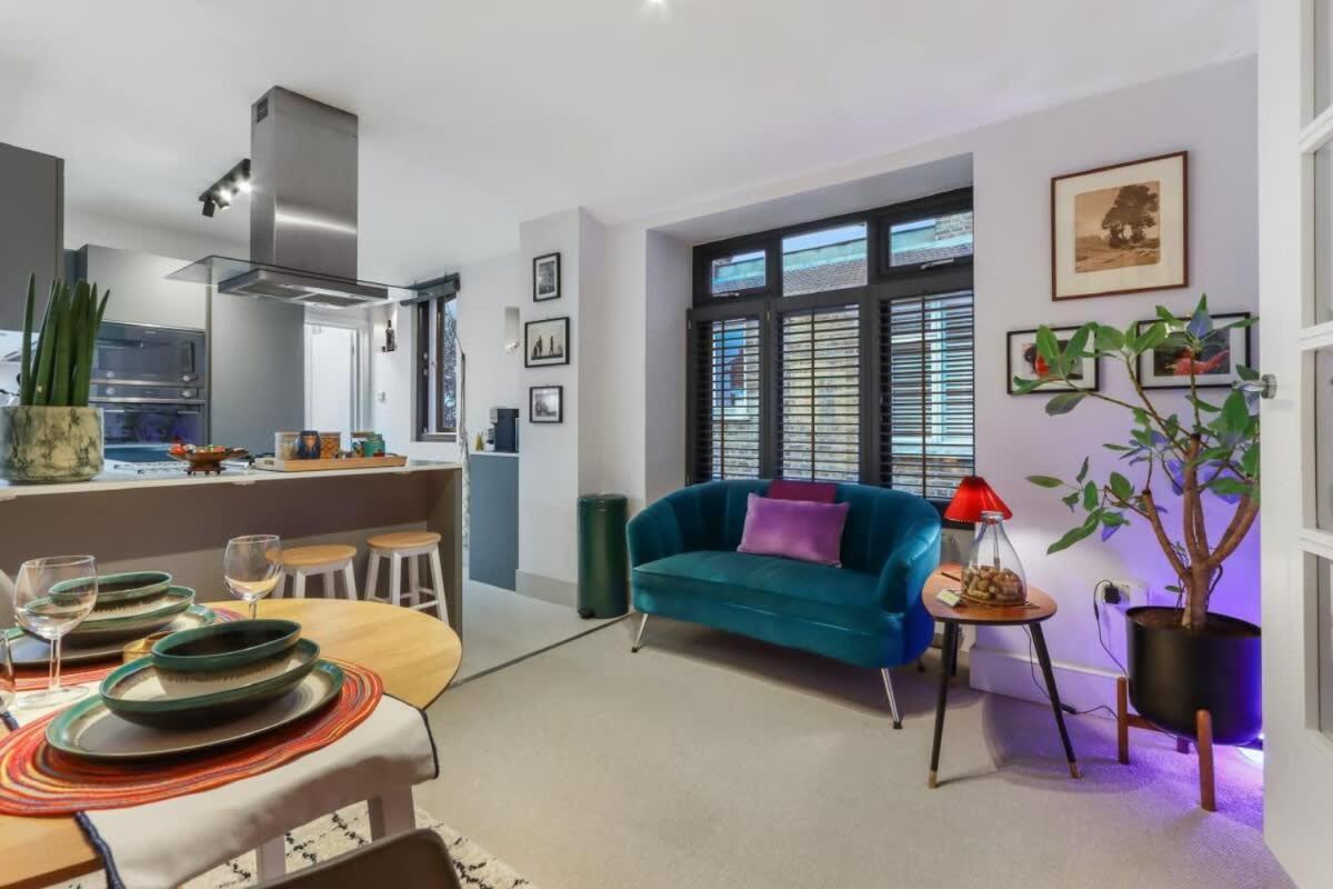 Holiday home Modern London