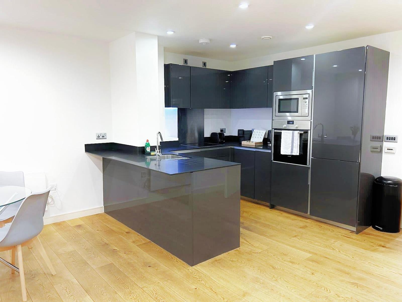 Luxury 2-bed With Stunning Views Near The Shard & Tower Bridge * London