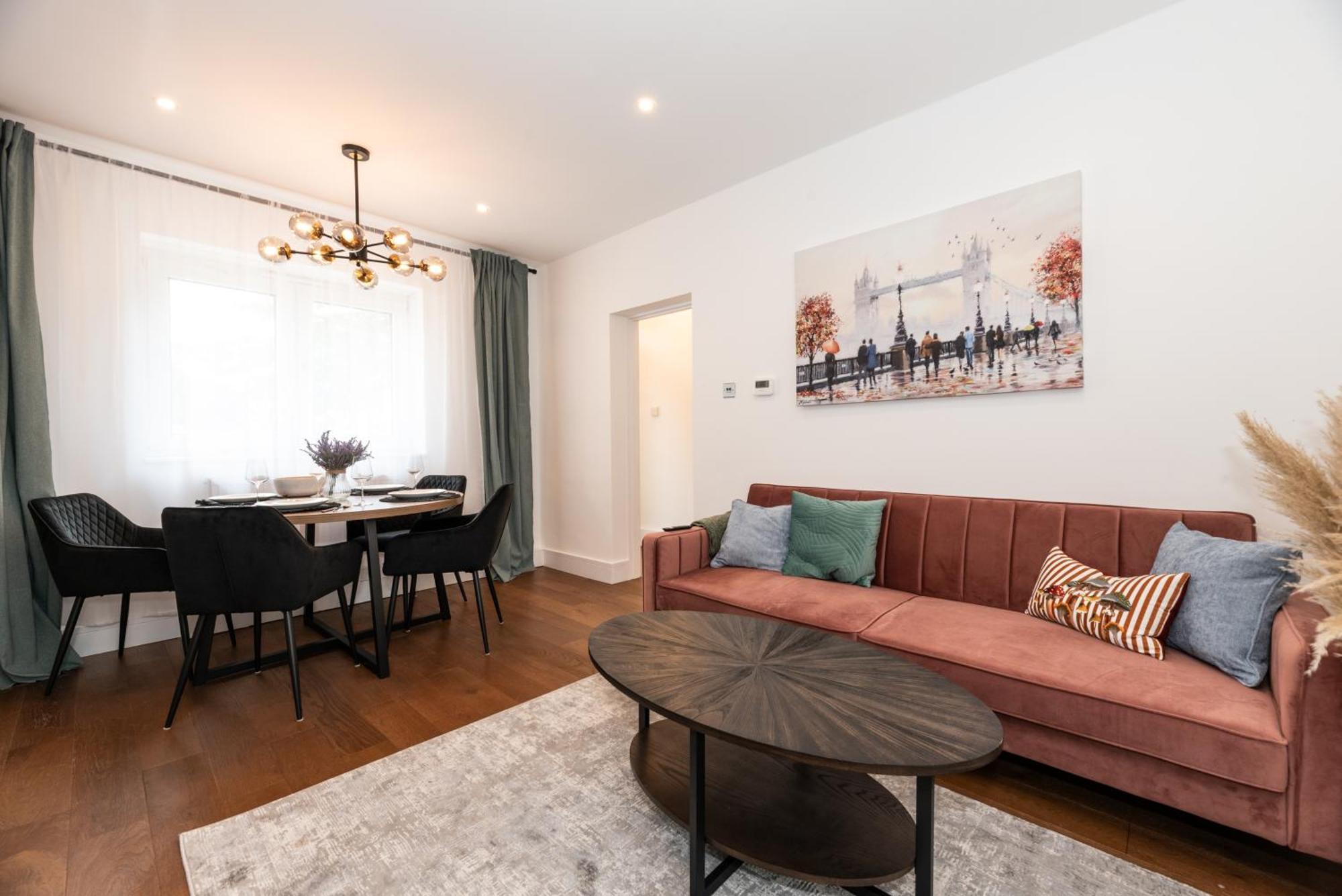 Stylish & Elegant 2-br Flat In Greenwich Apartment London