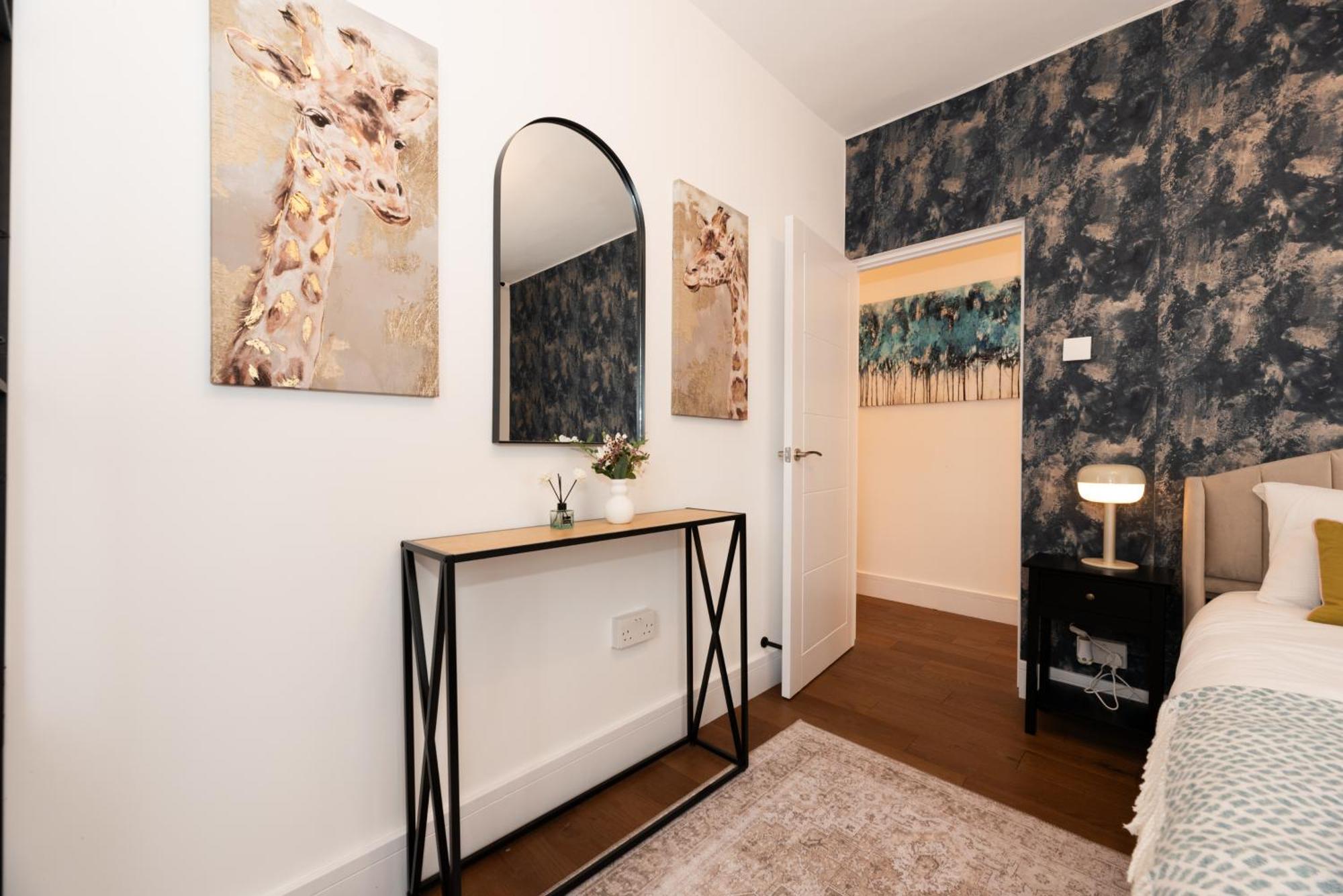 Stylish & Elegant 2-br Flat In Greenwich *
