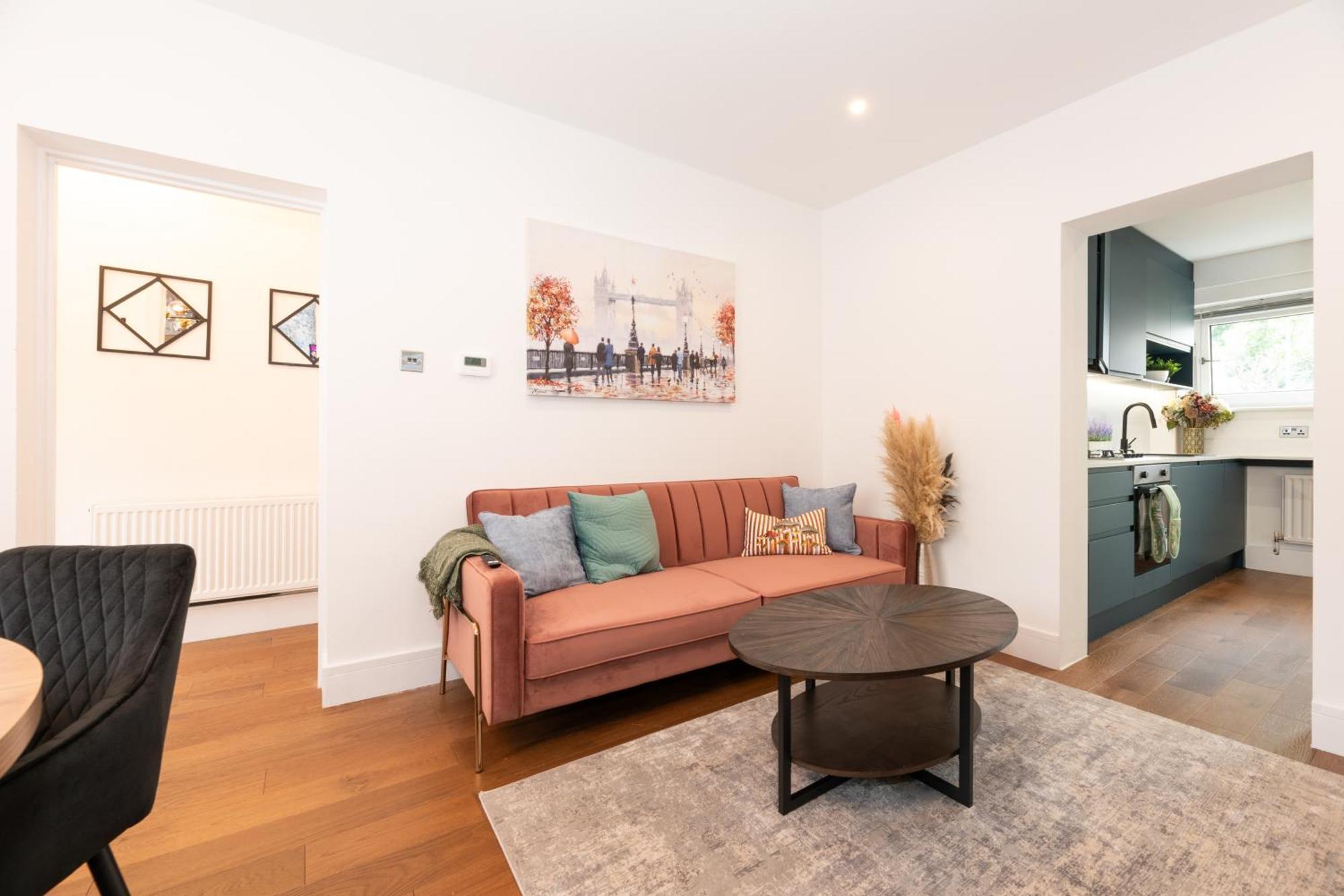 Stylish & Elegant 2-br Flat In Greenwich *