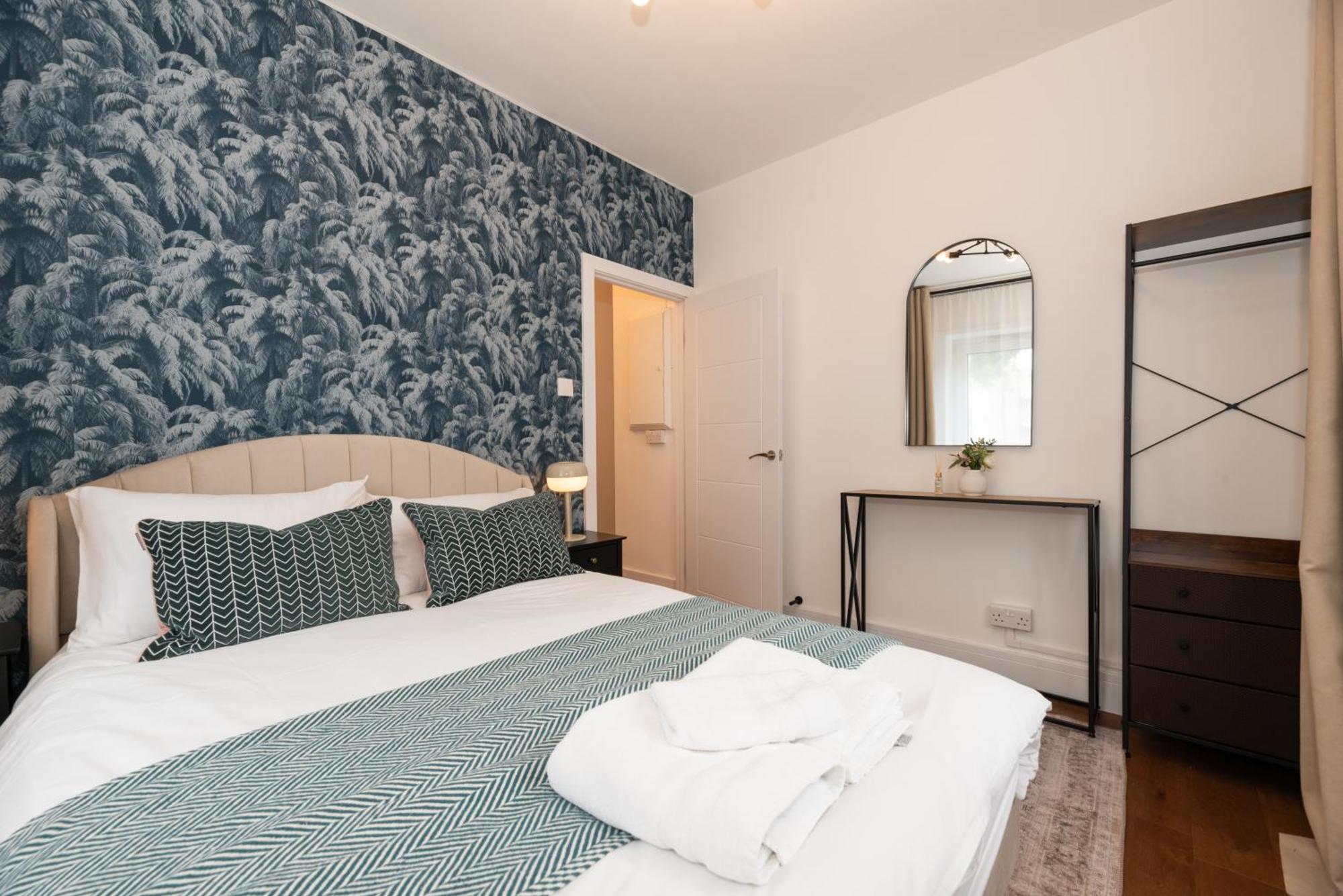 Stylish & Elegant 2-br Flat In Greenwich London