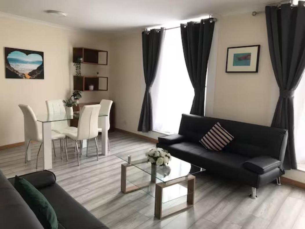 Blue Star Apartment