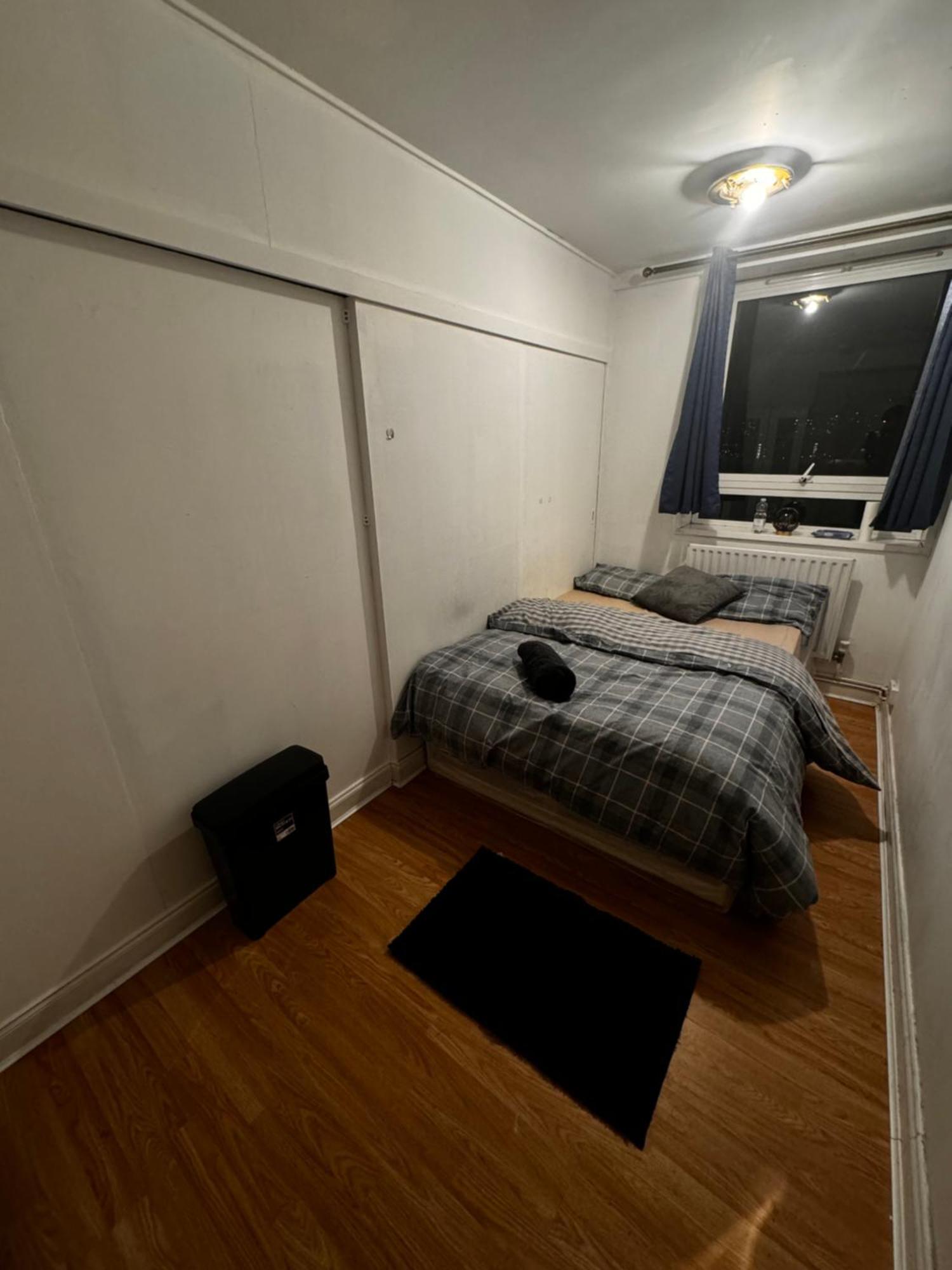 Canary Private In Shared Flat Great Balcony View Homestay