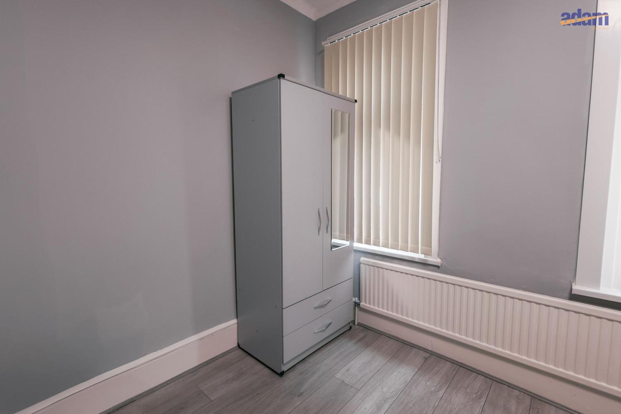 Bed & Breakfast Adam Short London