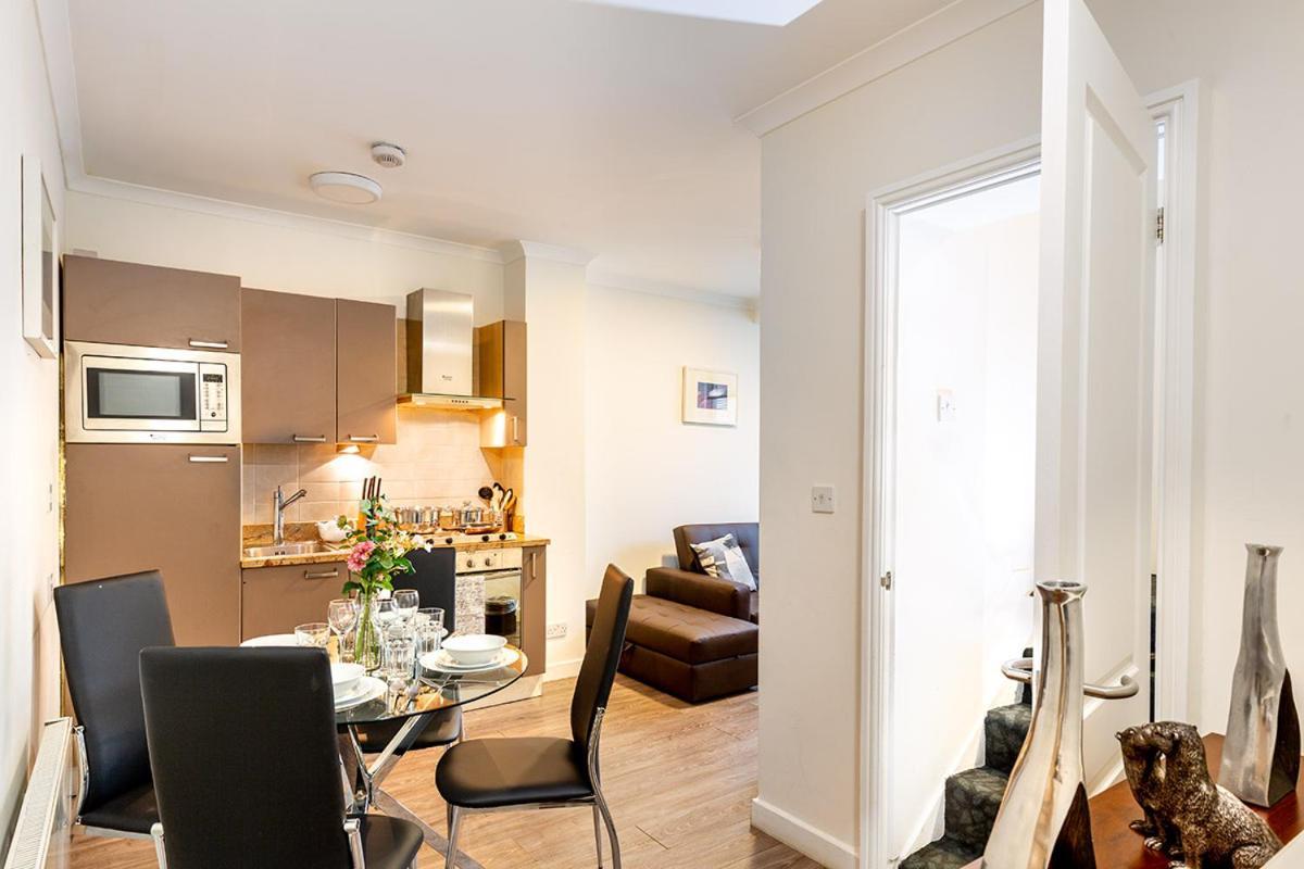 Blue Star Apartment London