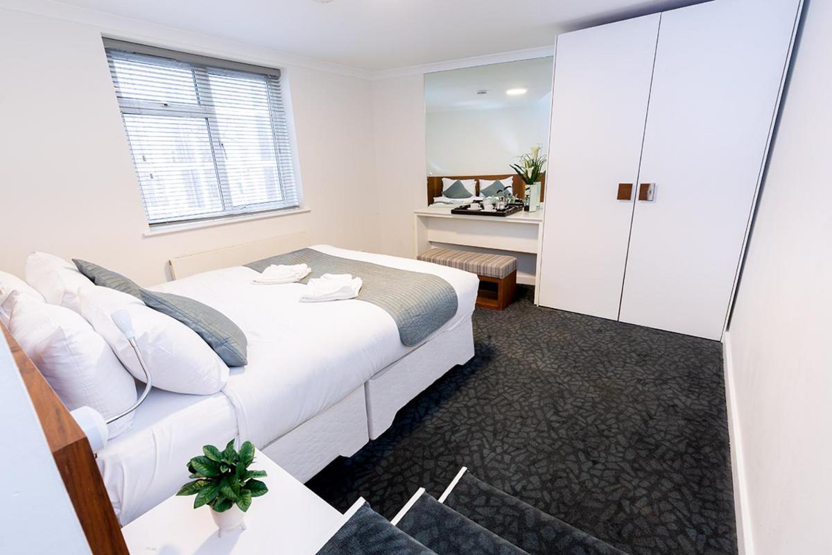 Apartment Blue Star