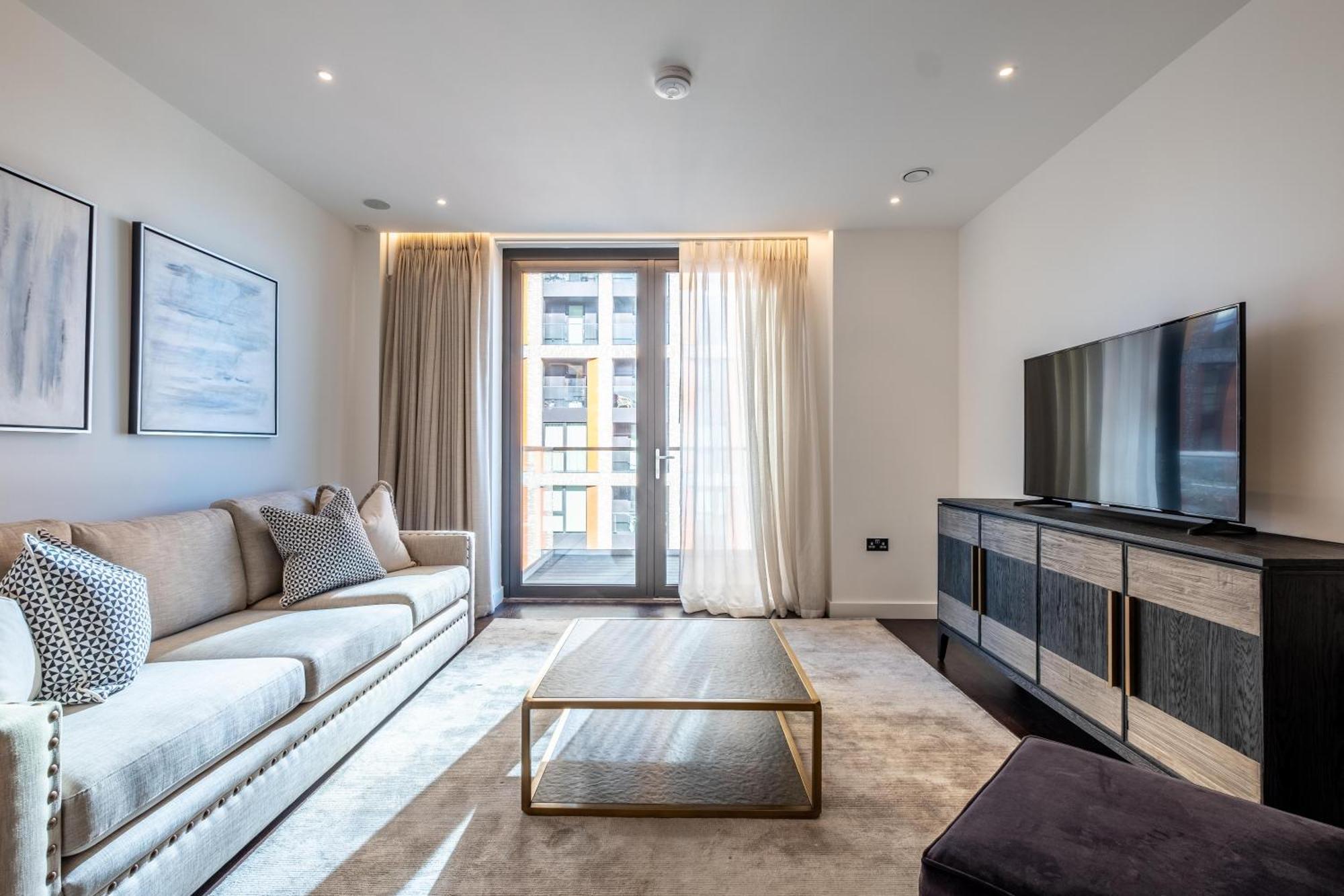 Thornes House Apartment