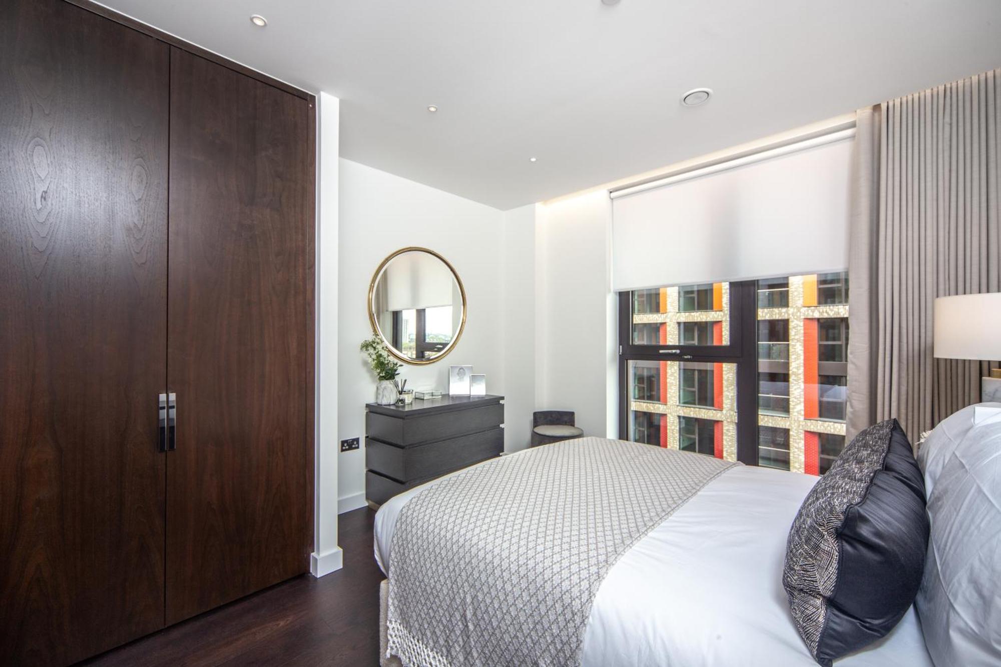 Thornes House London