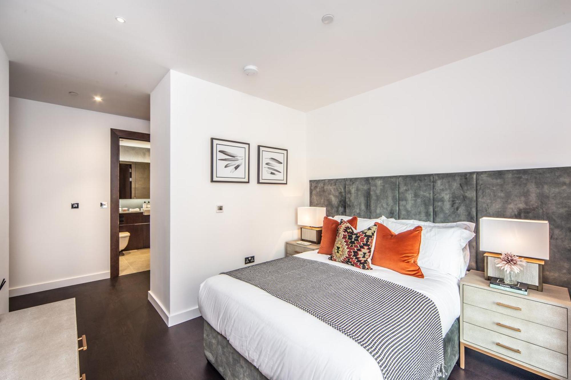 Thornes House Apartment *