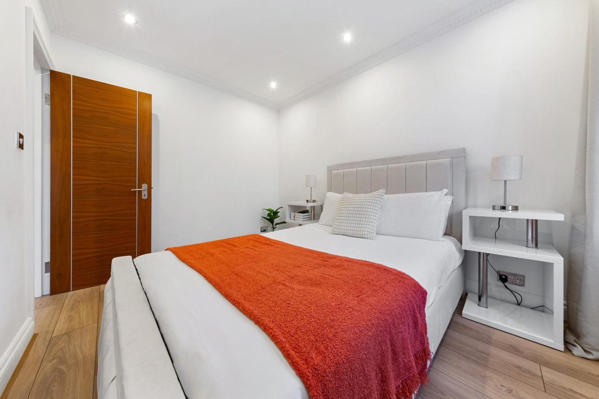 The High Street Kensington Boutique Apartment *