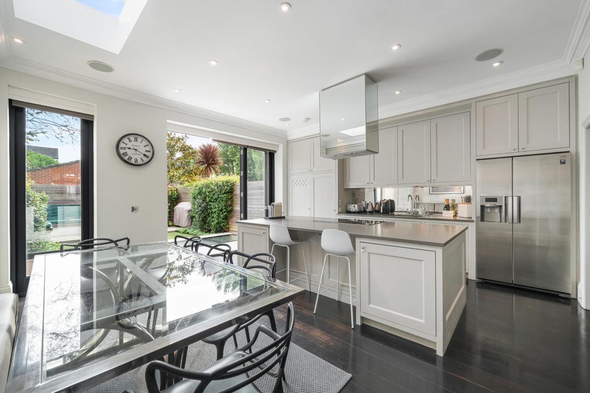 Elegant 4-br House With Garden Apartamento *