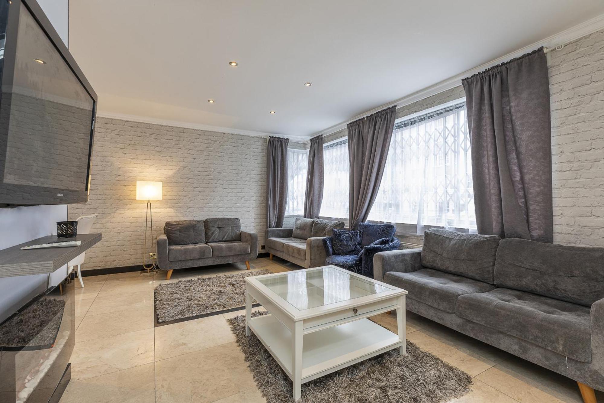Spacious House Near Hyde Park & Oxford Street Apartment London