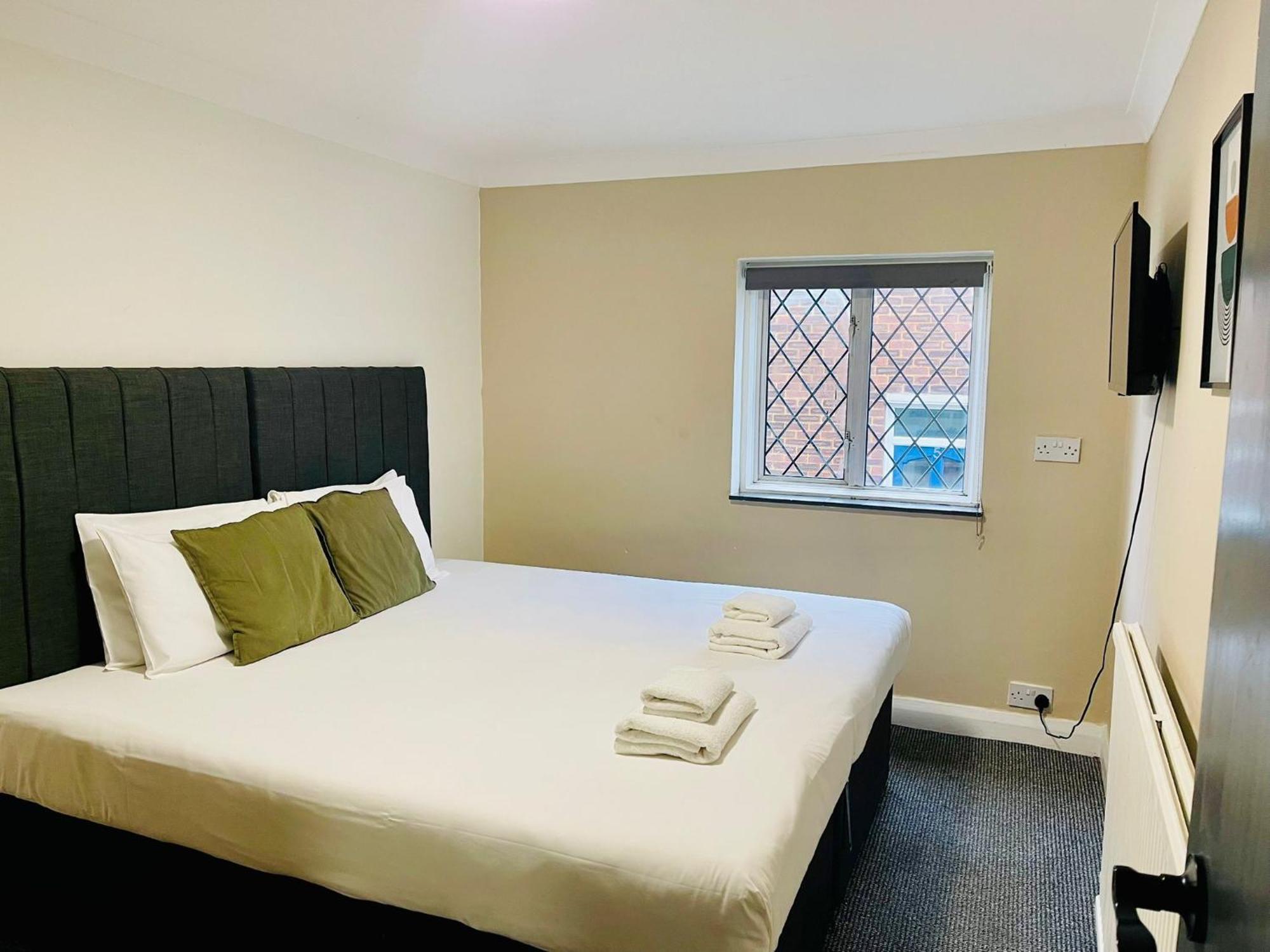 Hotel Woodford London
