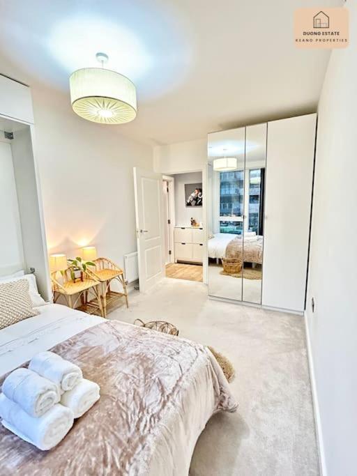 Apartment Long Term Business Relocators Canary Wharf London