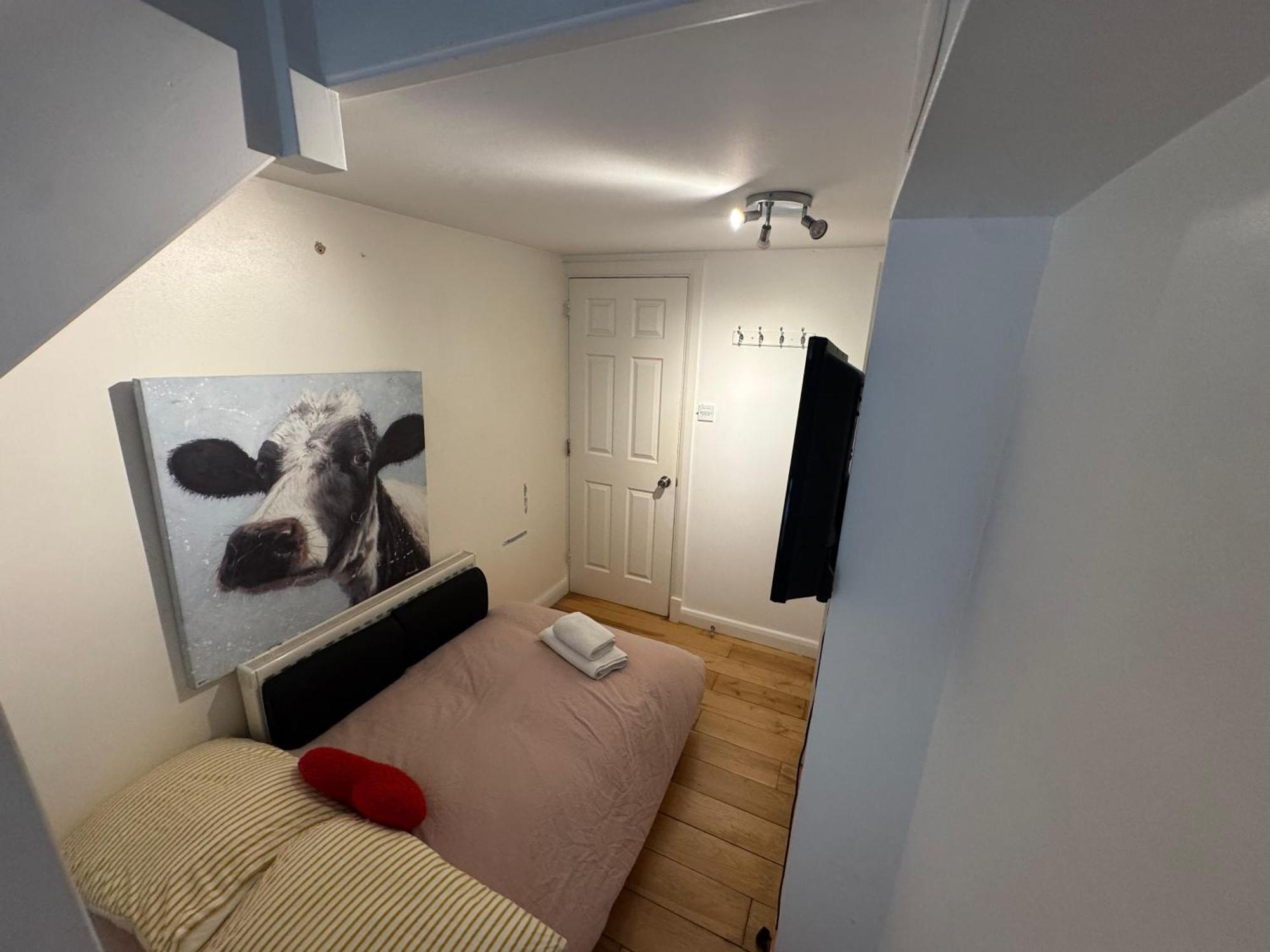 Cozy Near Guest house