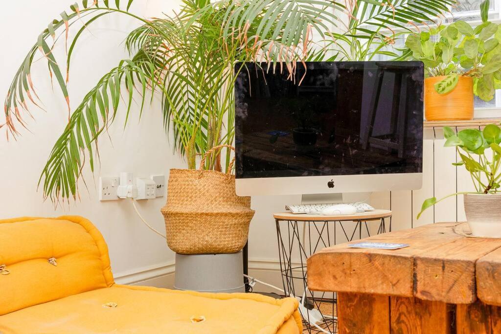 Lovely 1br Flat In Clapton 5mins Overground St Apartamento