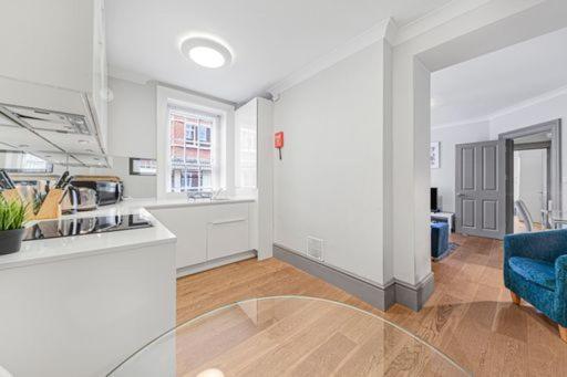 1br In C-london Near Oxford Street