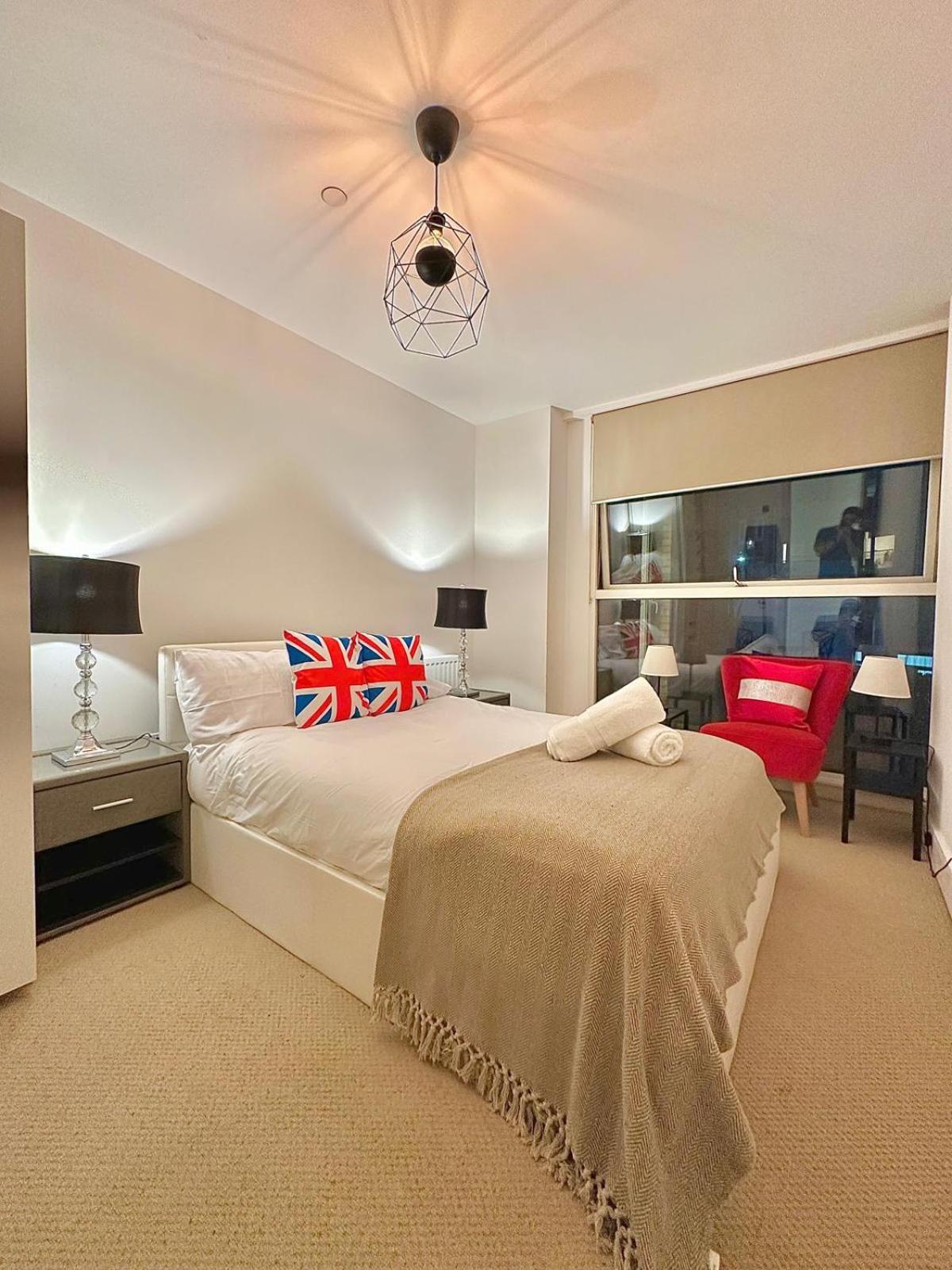Apartment The Grange Penthouse F2 London