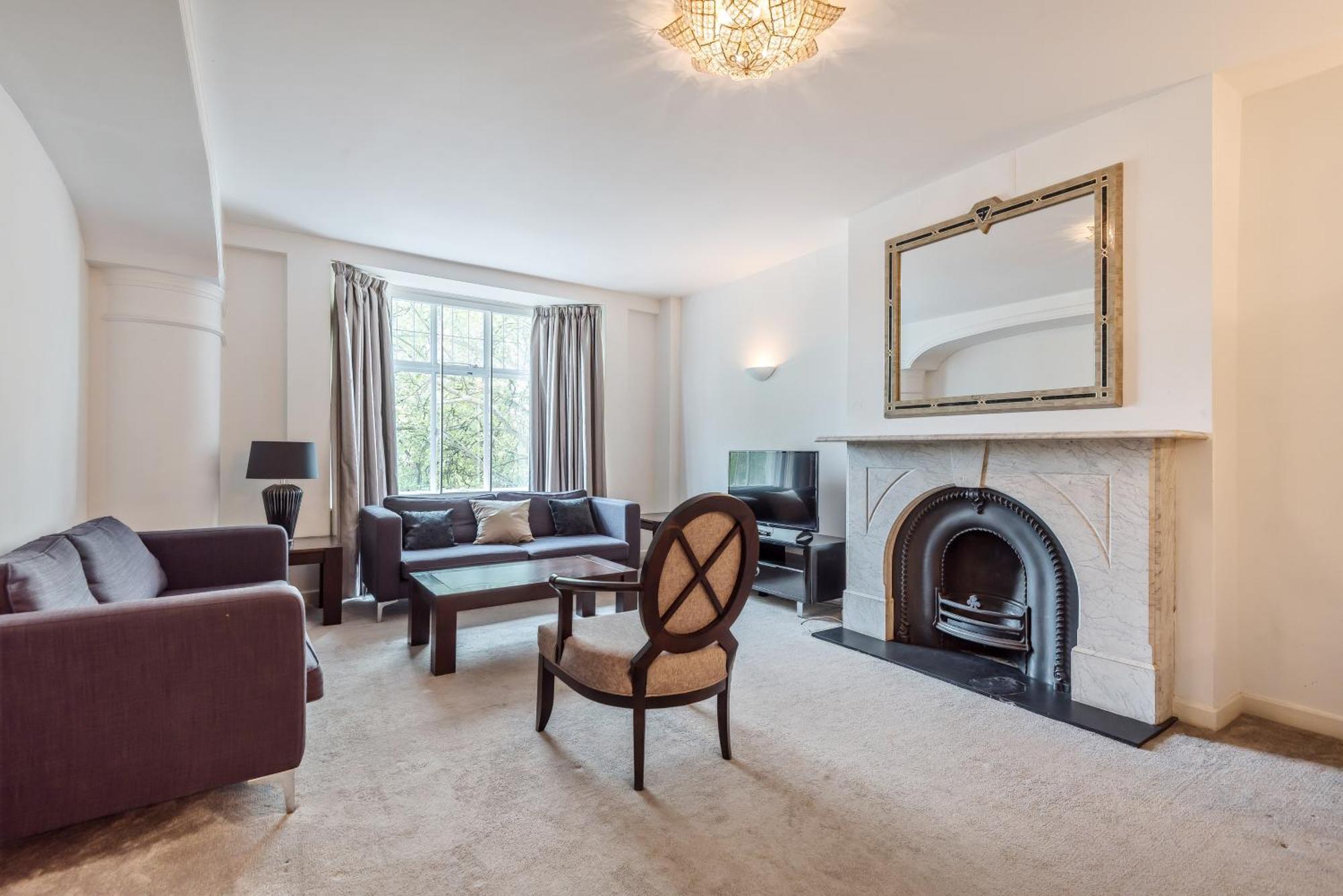 Strathmore Court Apartment *