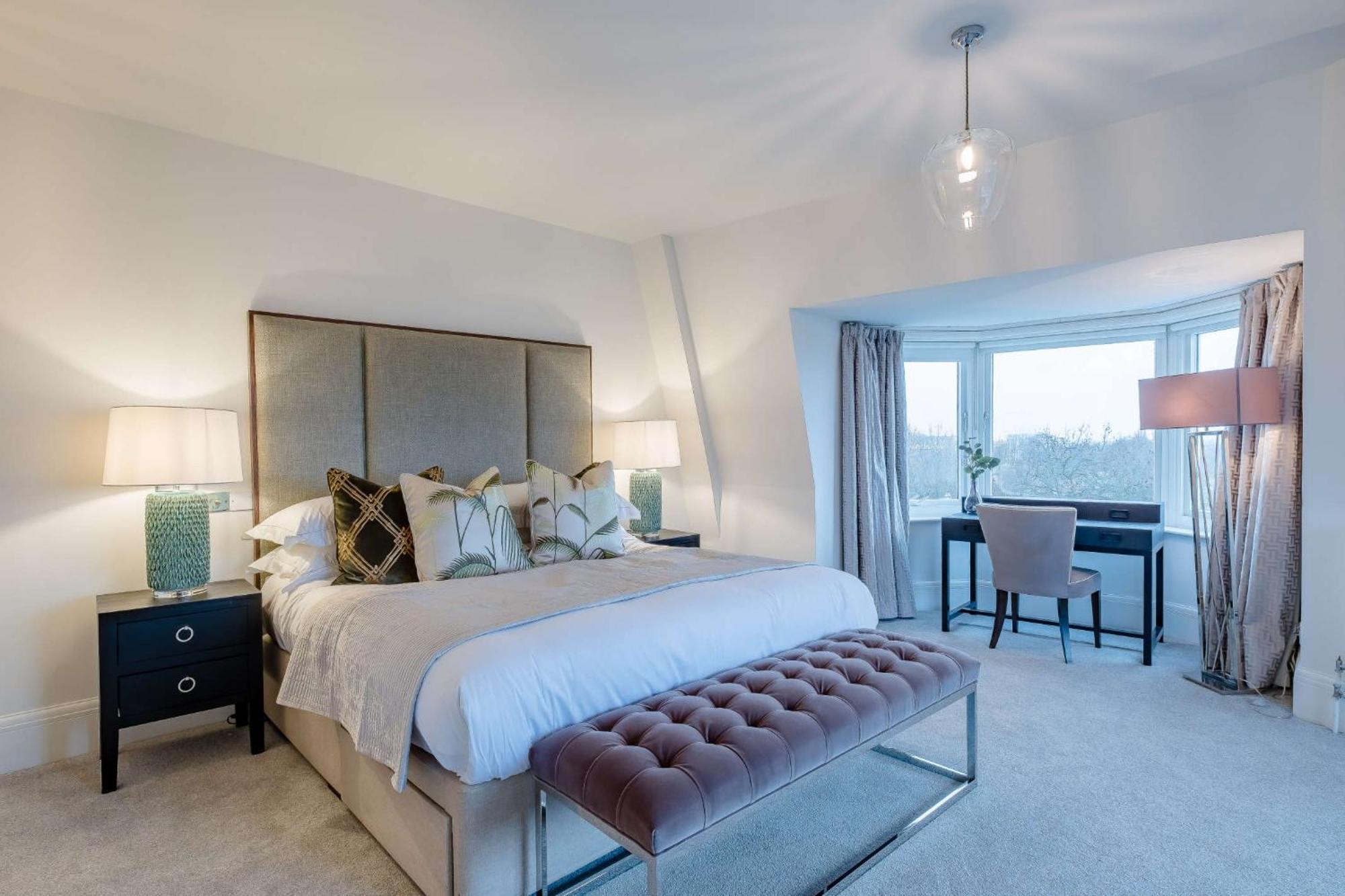 Strathmore Court London