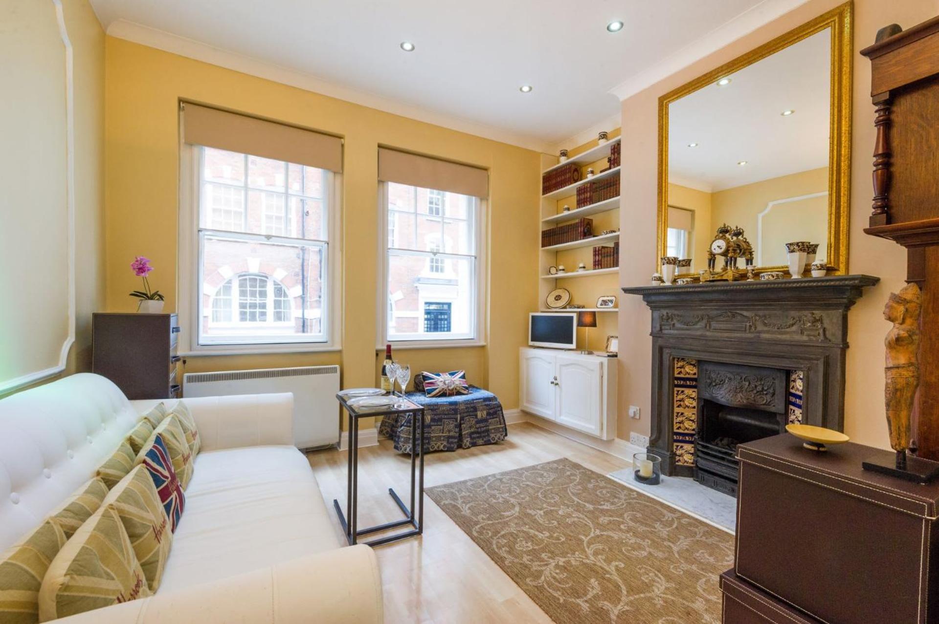 The Vintage - Fitzrovia - By Frankie Says