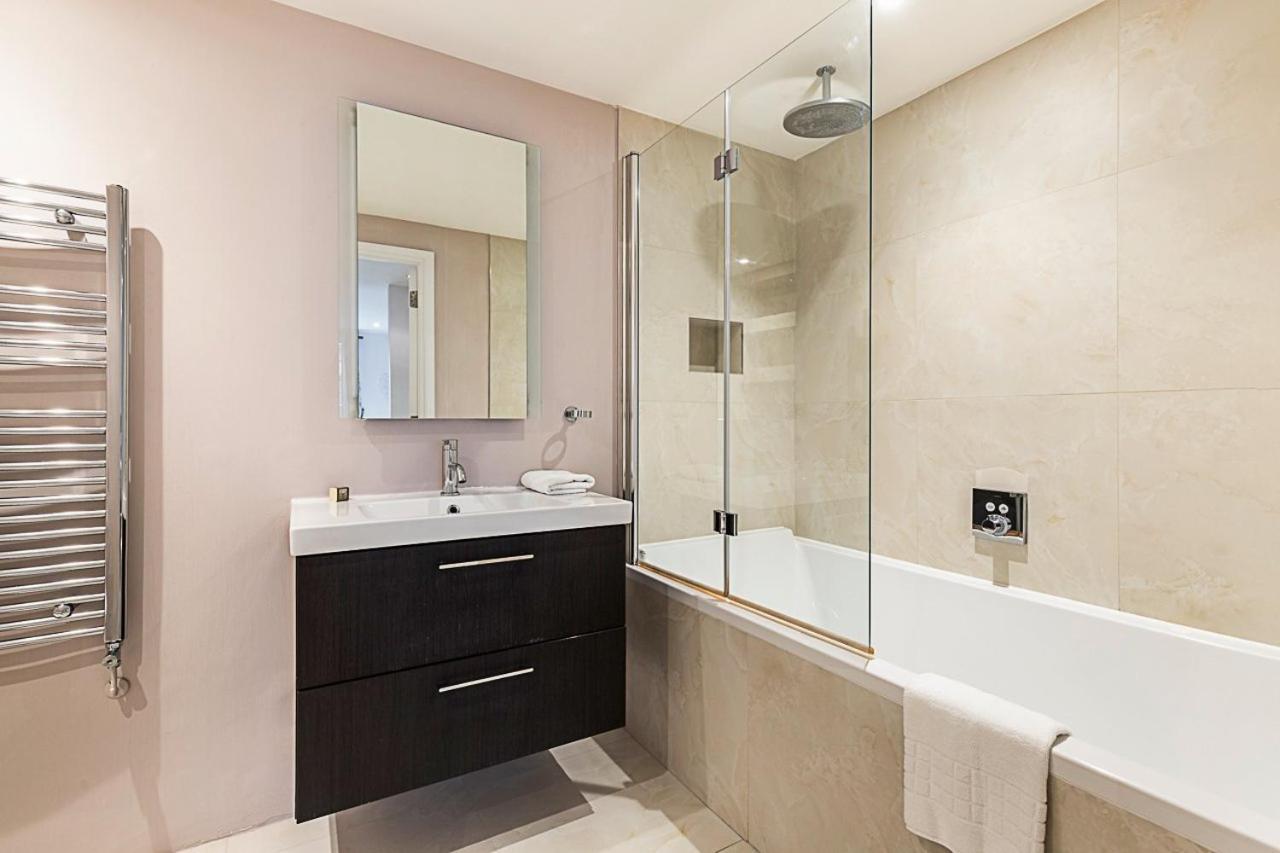 Luxury And Modern Bayswater Apartment London