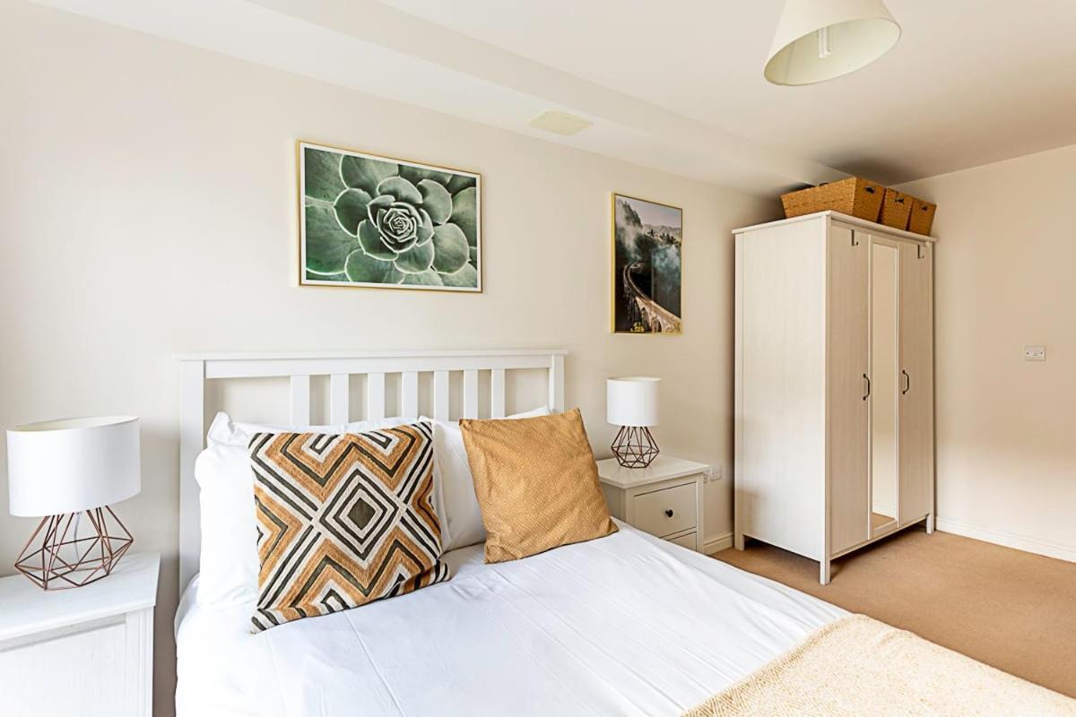 Bright Flat In Historic Whitechapel London