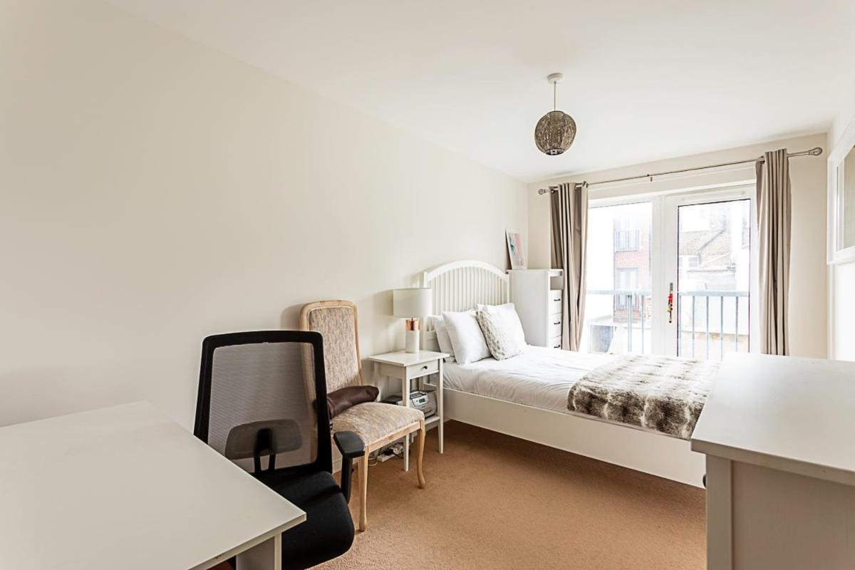 Bright Flat In Historic Whitechapel London