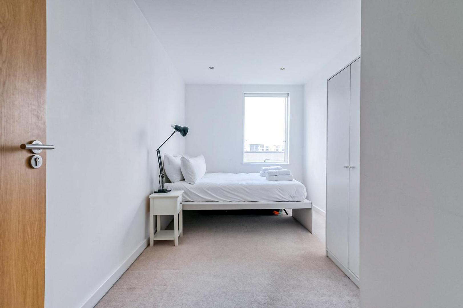 Apartment Modern Bermondsey London