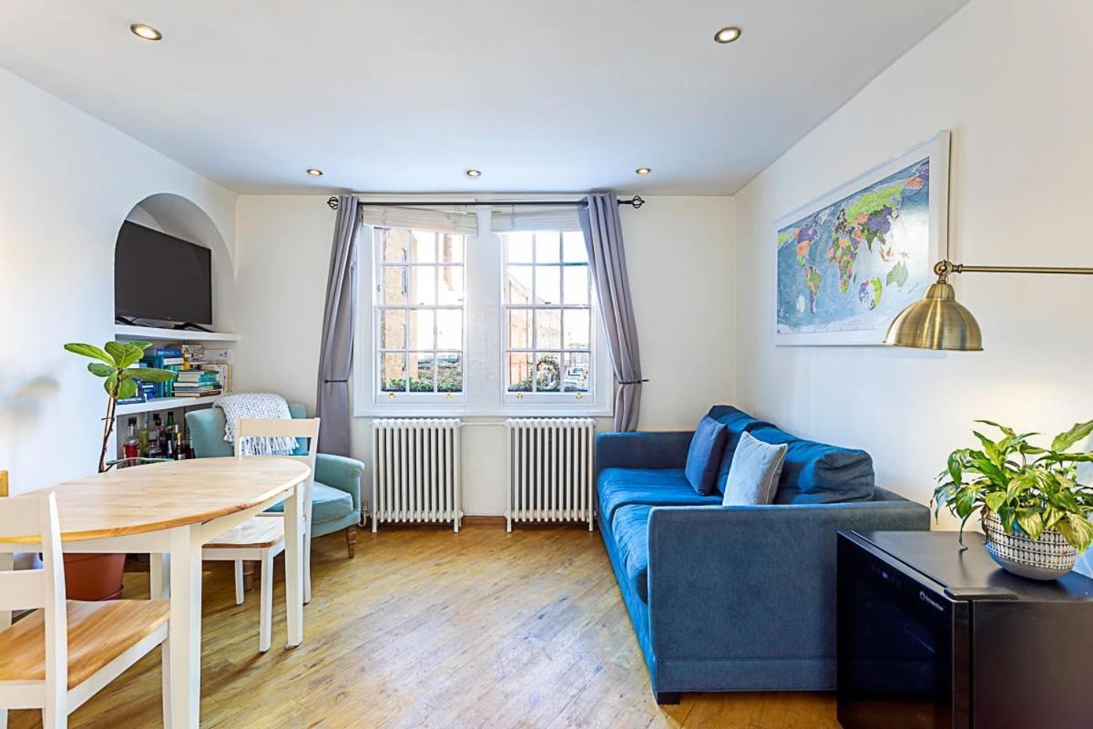 Gorgeous Angel Flat Apartment