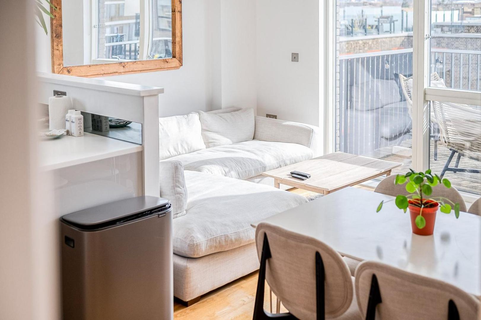 Apartment Modern Bermondsey London