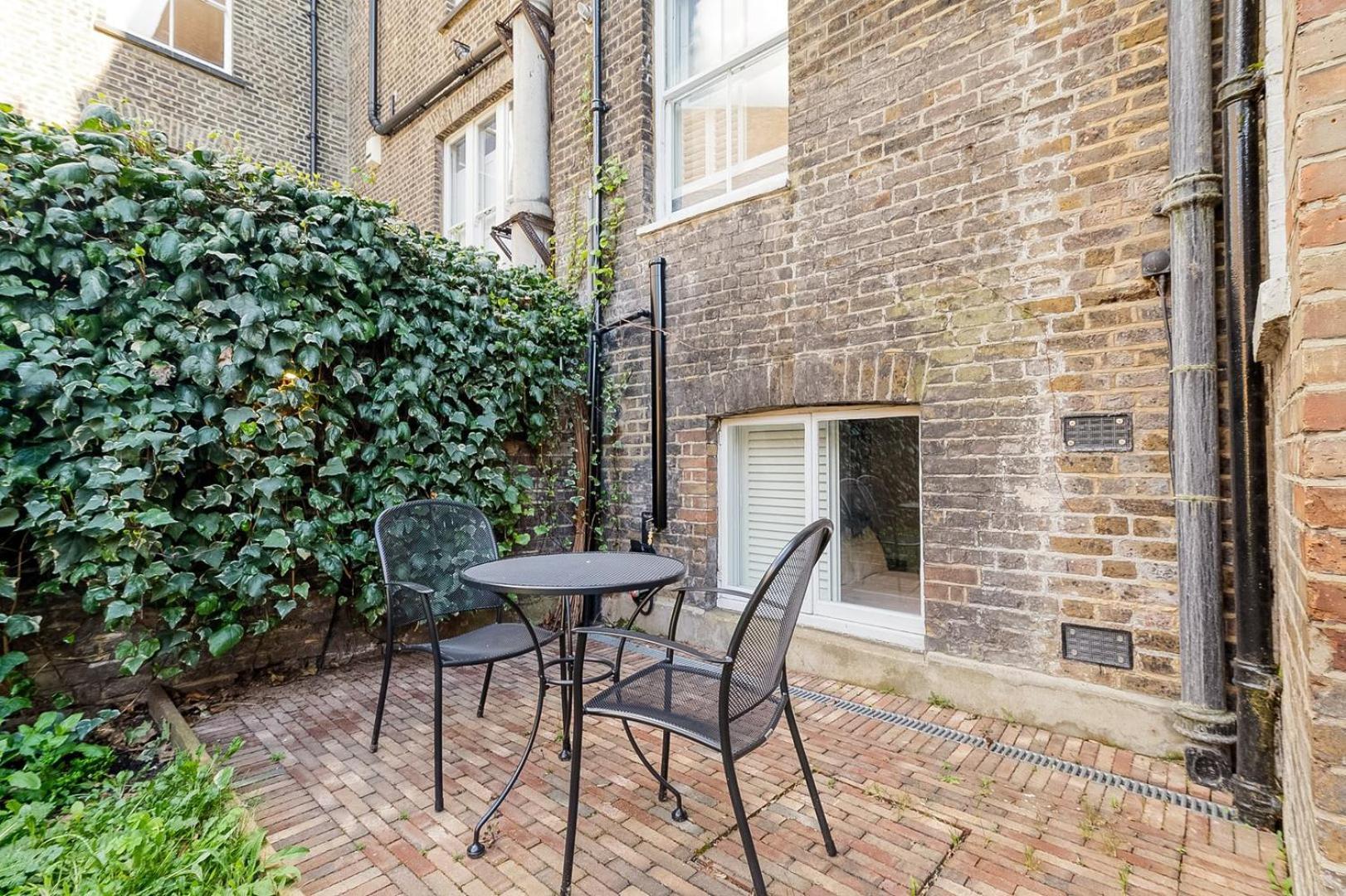 Apartment Historic 18th Century Terrace House