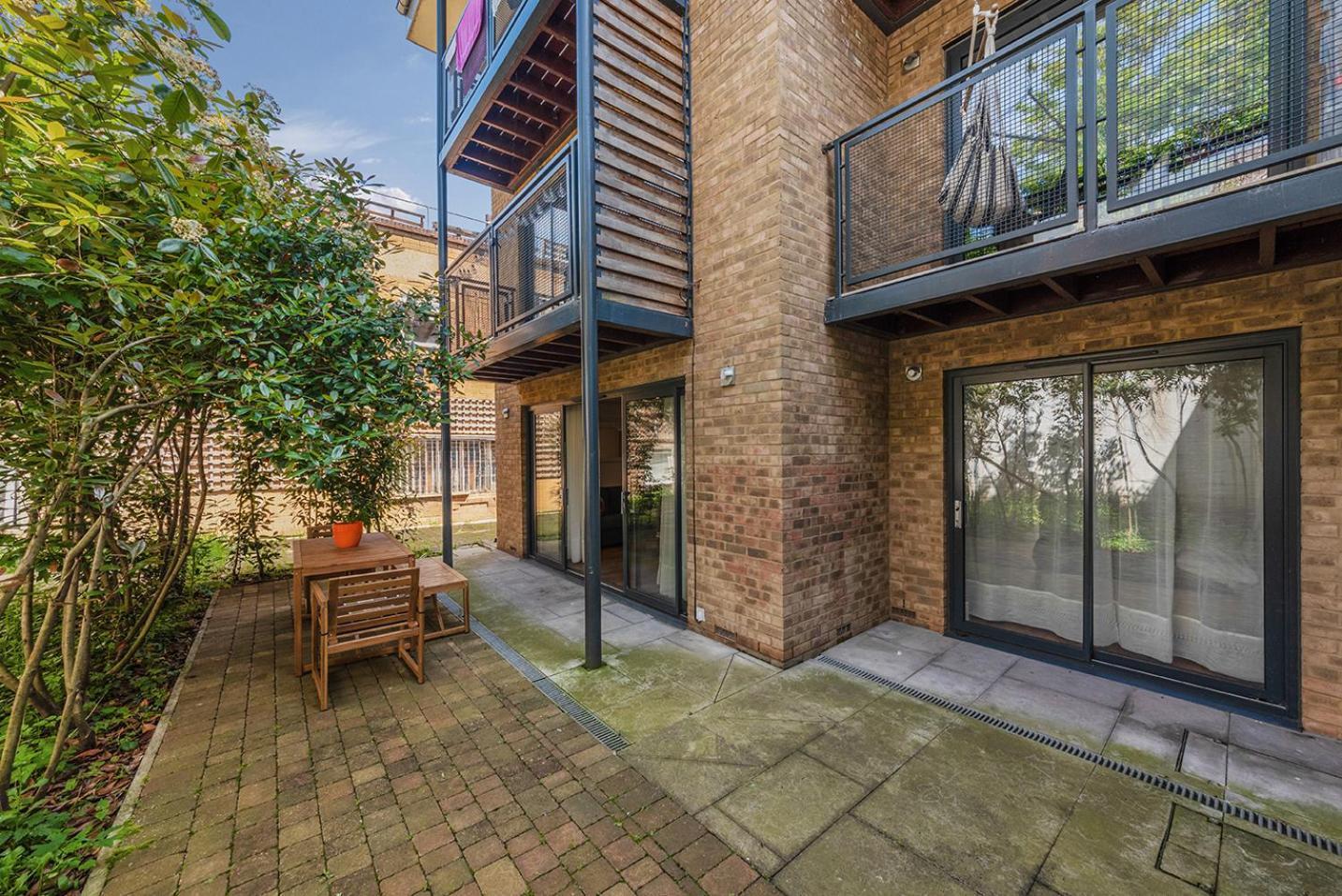 Hermitage Road By Morethanstays Apartment *