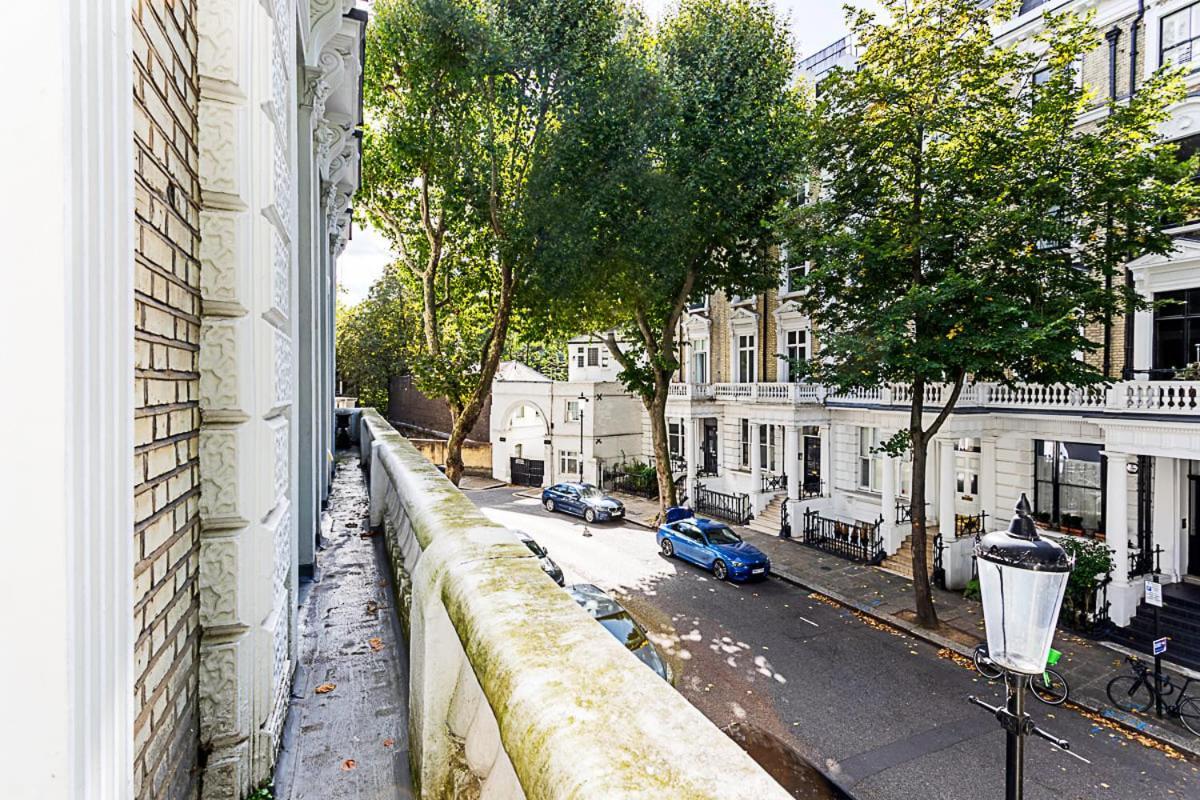 Notting Hill Charm 2-bed Gem Apartment
