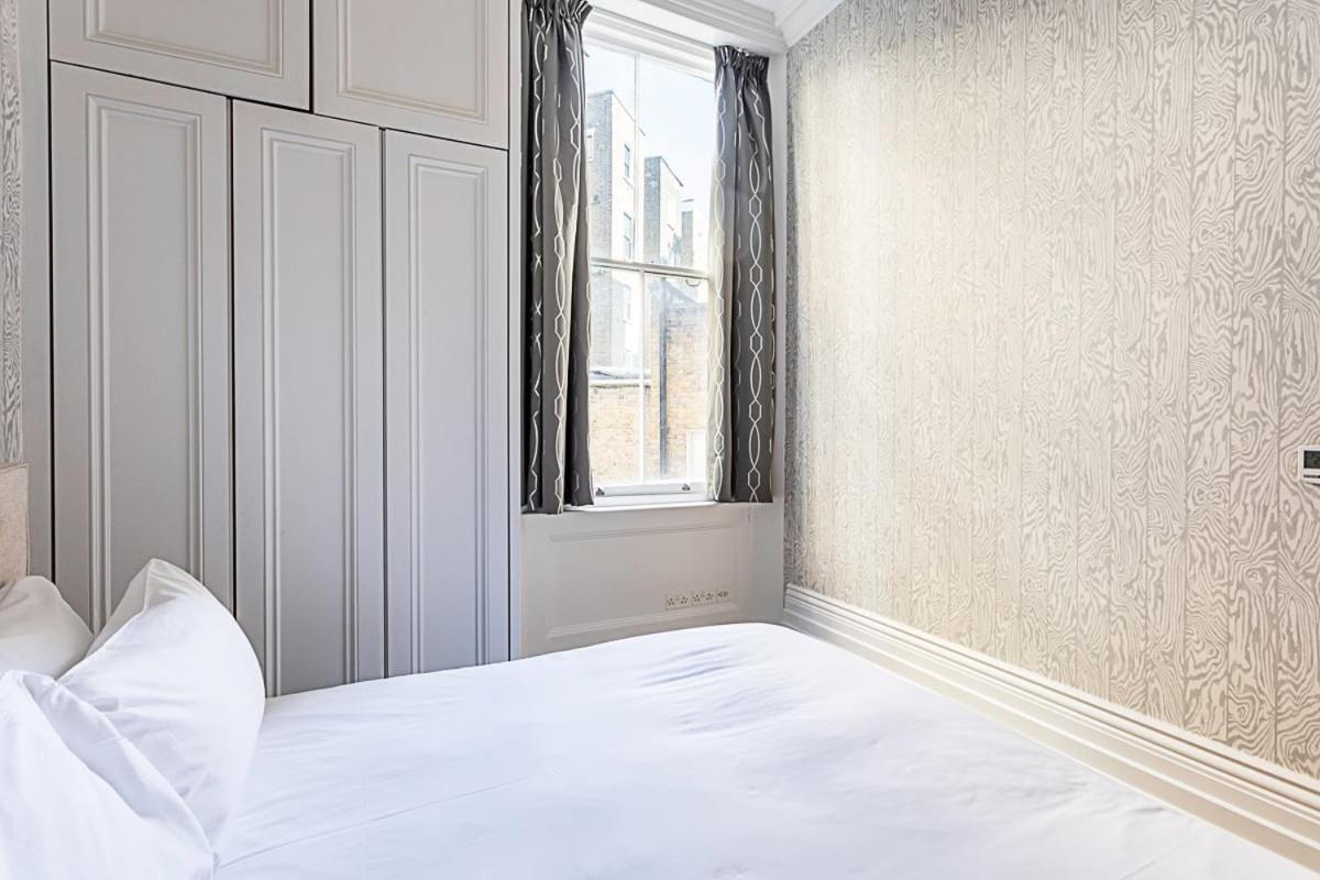 Apartment Notting Hill Charm 2-bed Gem London